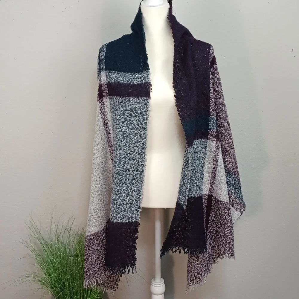 Womens Elegant Multicolor Plaid Textured Scarf